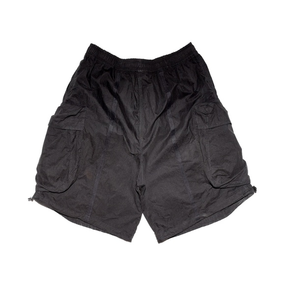 Perks and Mini Cargo Chow Shorts - Picture 2 of 9